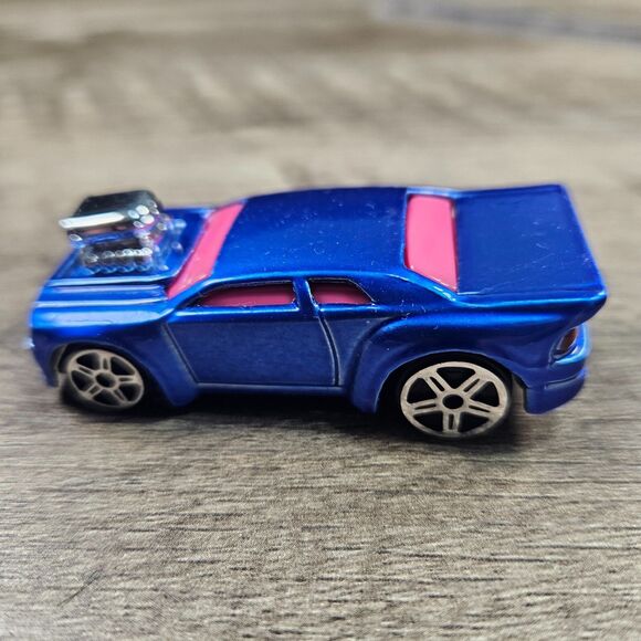 Maisto Whiplash Blue Diecast 1/64 Mattel Loose Toy Car - Picture 4 of 6